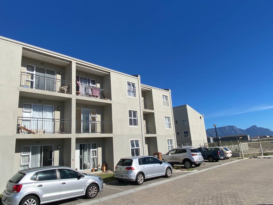 2 Bedroom Property for Sale in Muizenberg Western Cape